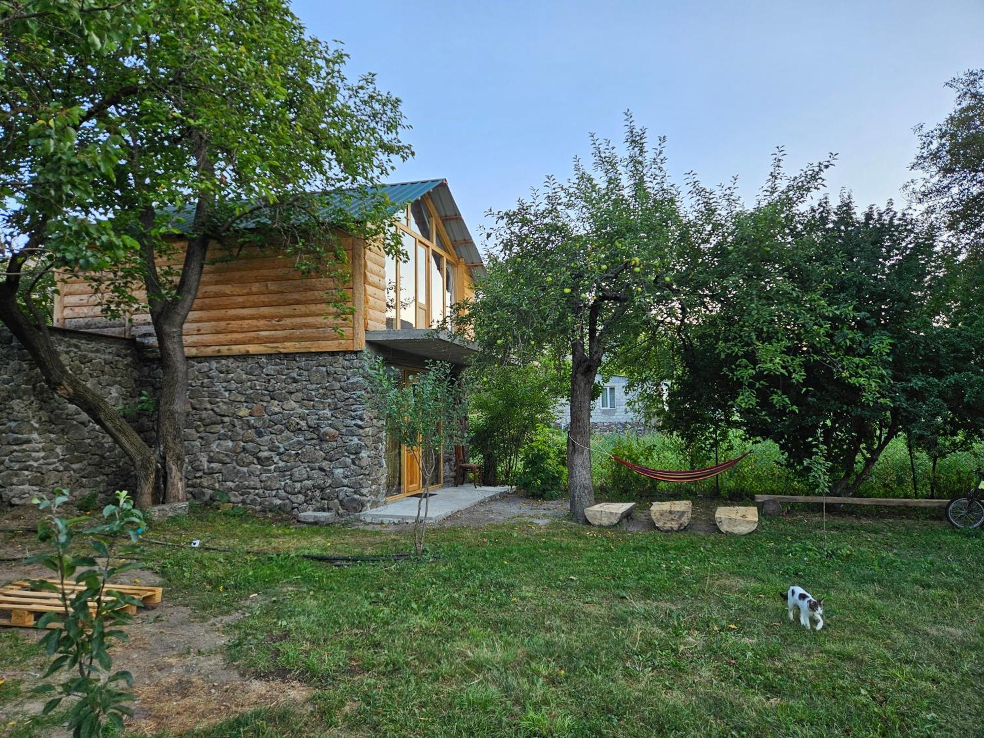 Guest House Aleksandre T'mogvi Exterior photo